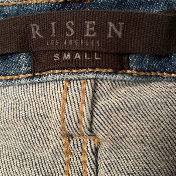 Raisen High Waisted Distressed Raw Hem Denim Shorts Size S - Picture 10 of 12